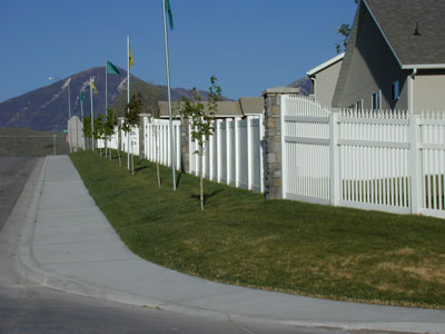 precast fence columns with vinyl